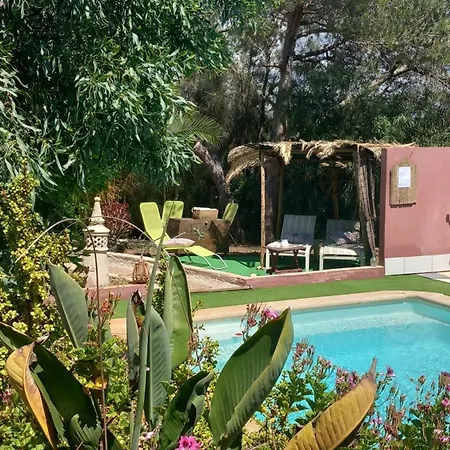Romance Valdareina, Piscine Chauffee, Benagil-carvoeiro Апартаменты